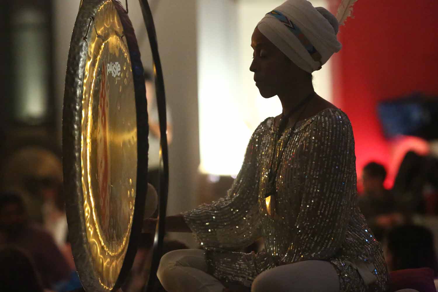 © Paula Court, courtesy Perfoma042 T E M P L E 1 4 3